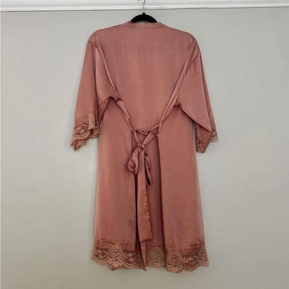 Rose Pink Silk Robe - Picture 2 of 2